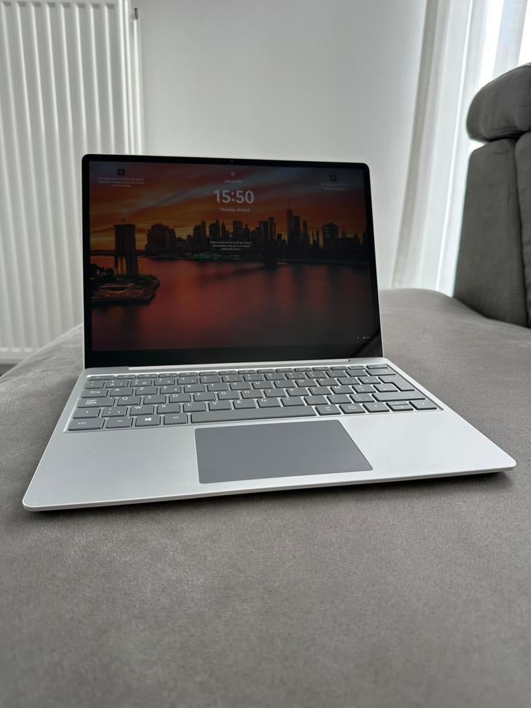 Microsoft Surface Laptop Go i5 / 128GB / 8GB RAM /NIEUWSTAAT, Computers en Software, Windows Laptops, Ophalen of Verzenden, Zo goed als nieuw