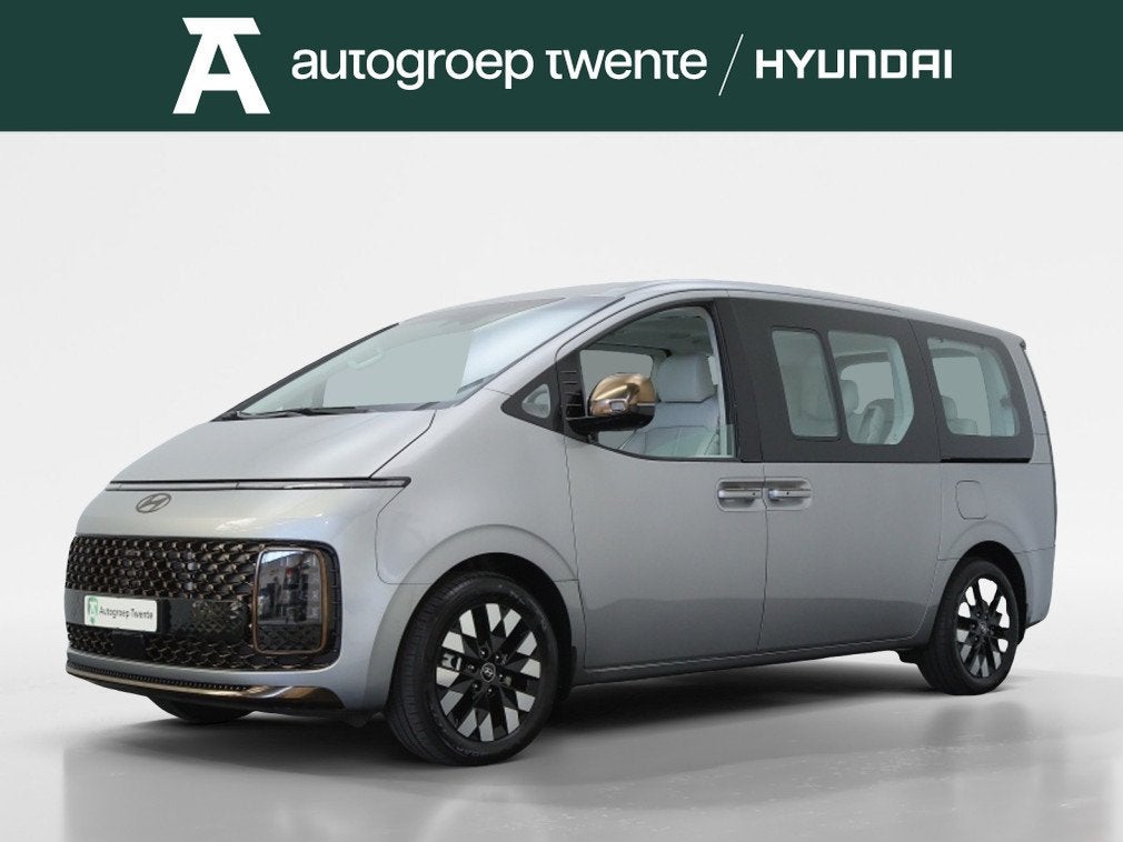 Hyundai Staria 1.6 T-GDI HEV | Luxury 7 persoons | Hybride |, 4 cilinders, 7 stoelen, Leder, 1936 kg