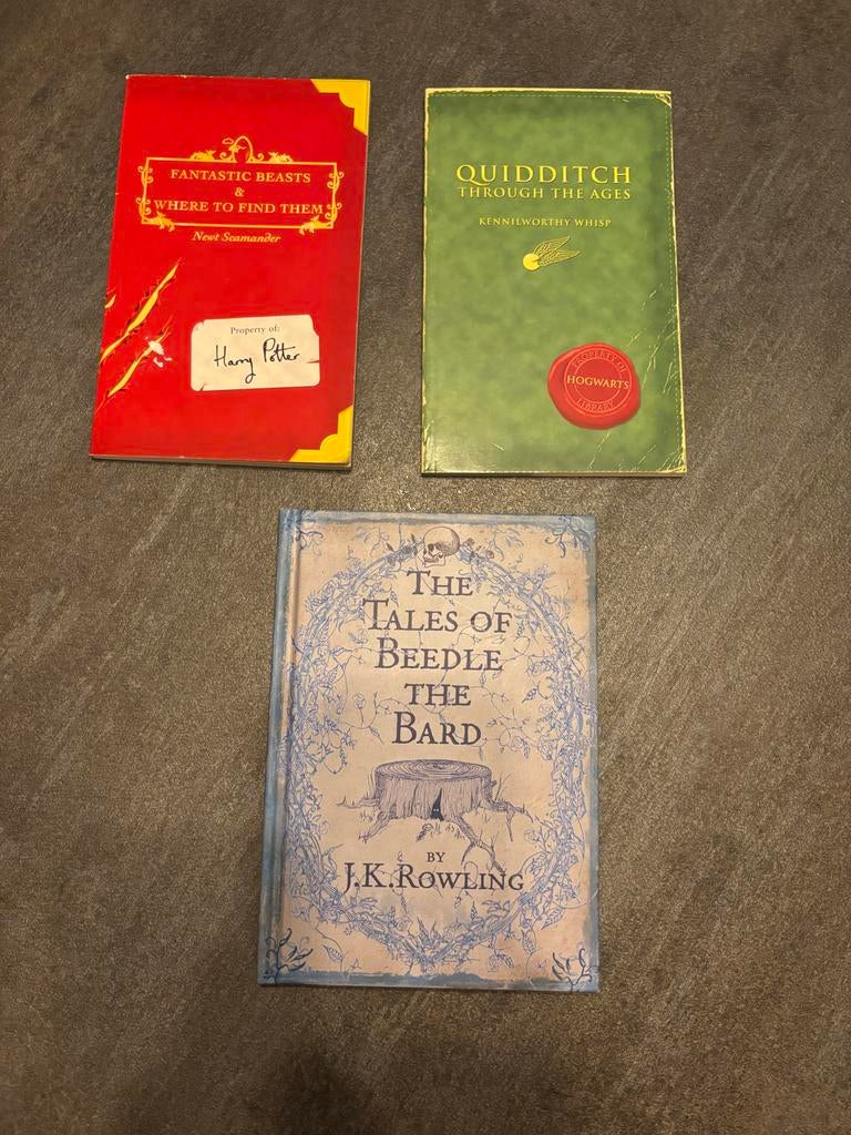 Harry Potter: Fantastic Beasts, Quidditch, Beedle the Bard, Boeken, Ophalen of Verzenden, Zo goed als nieuw
