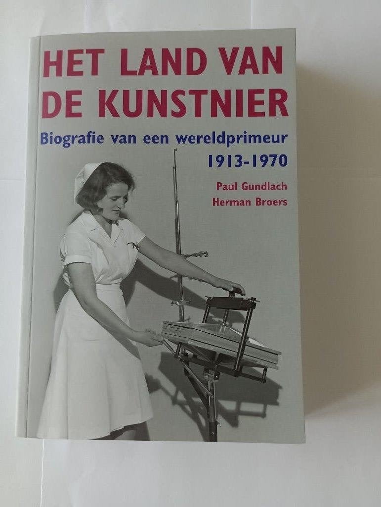HET LAND VAN DE KUNSTNIER biografie wereldprimeur 2025, Nieuw, Diverse auteurs, Ophalen of Verzenden, Nederland