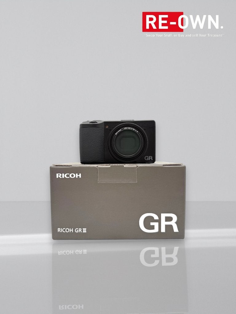 RICOH GR III | NIEUWSTAAT | 3.192 CLICKS | EXTRA'S | DOOS, Ricoh, ,, Ophalen of Verzenden, Zo goed als nieuw
