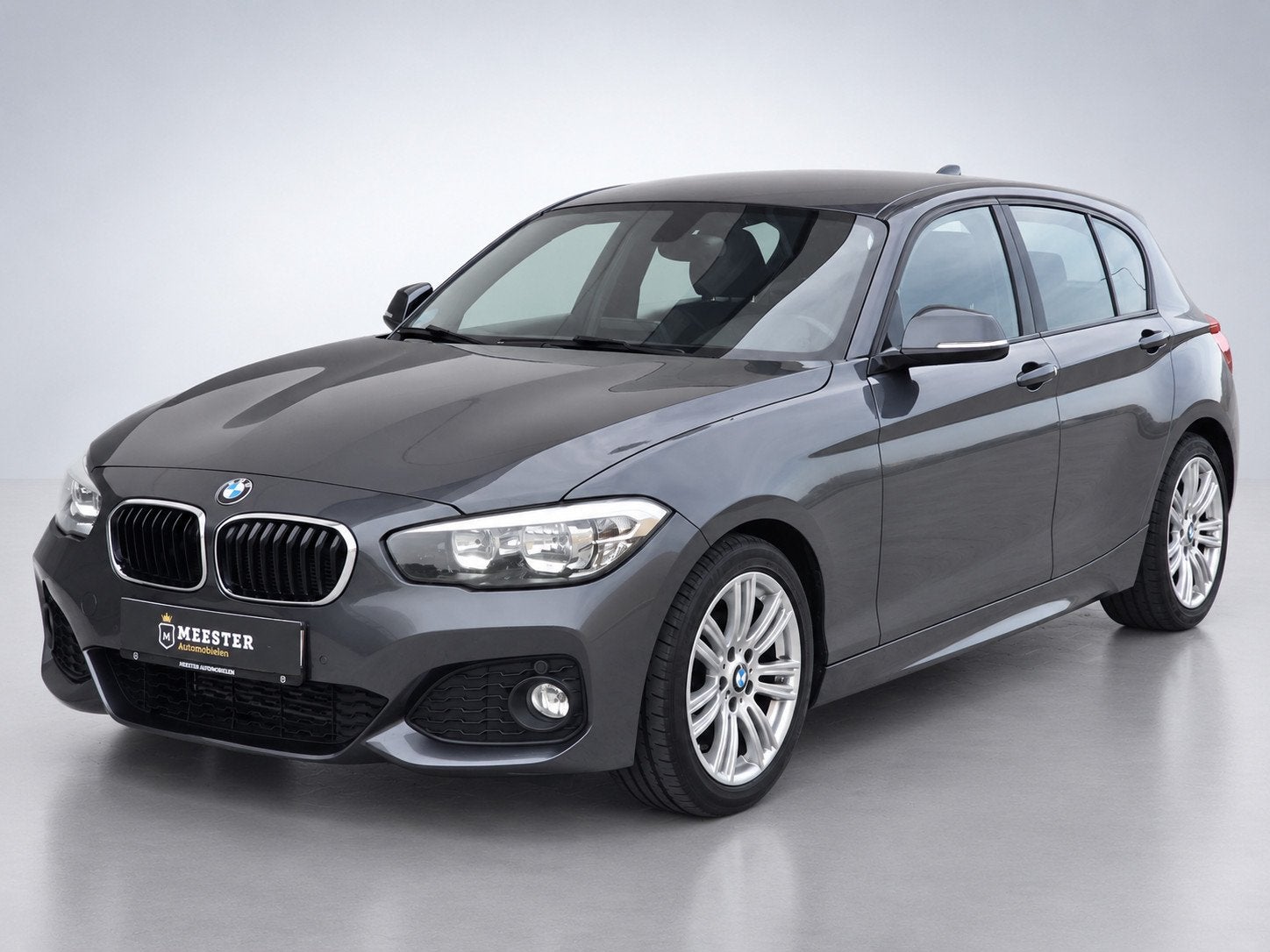 BMW 1-serie 118i M-sport|Navi|Stoelverw|PDC, 1-Serie, Met garantie (alle), Alcantara, Bedrijf