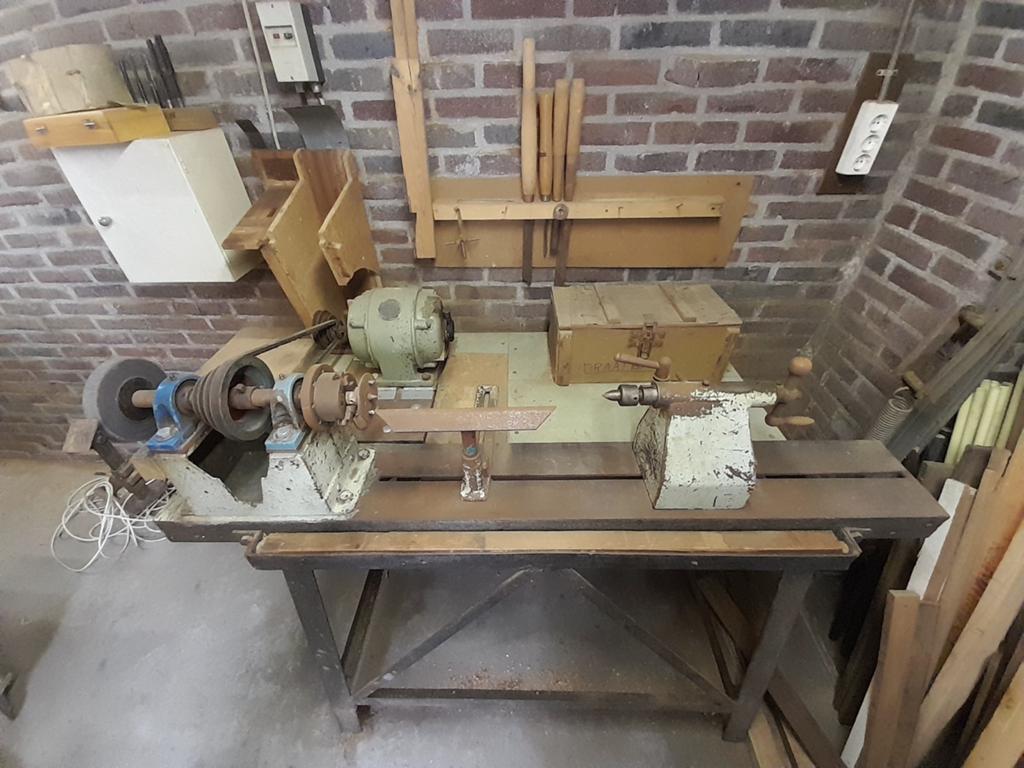 Houtdraaibank 380V met beitels en toebehoren, Doe-het-zelf en Verbouw, Ophalen, Gebruikt, Houtdraaibank, 500 tot 1000 mm