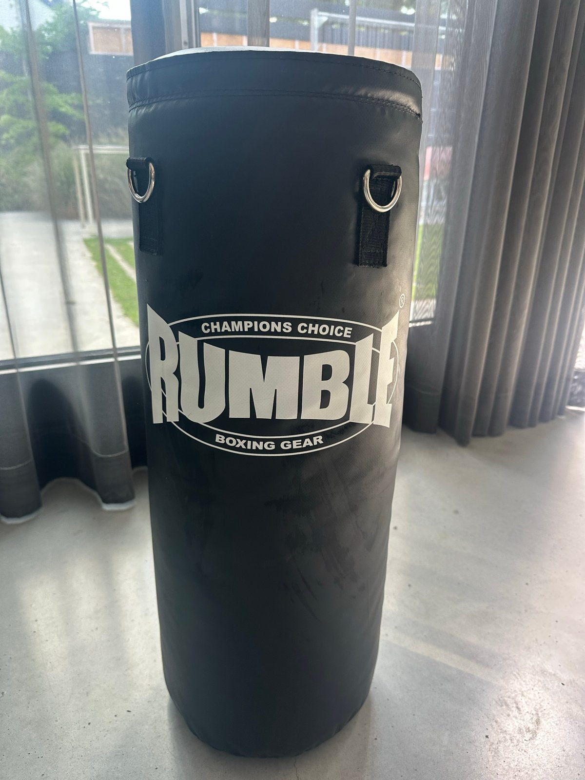 Rumble Boksbal met Bokshandschoenen, Ophalen, Zo goed als nieuw, Boksbal