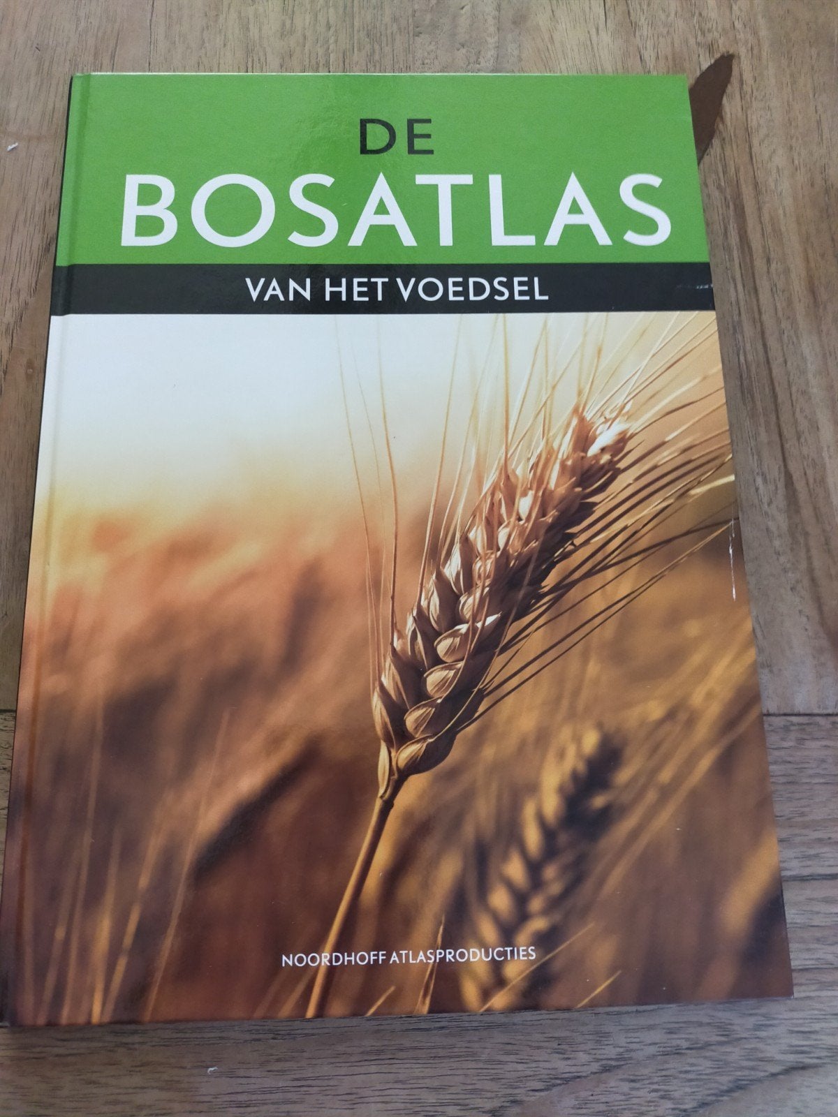 De Bosatlas van het Voedsel - Voedselvoorziening Nederland, Bosatlas, 2000 tot heden, Ophalen of Verzenden, Zo goed als nieuw