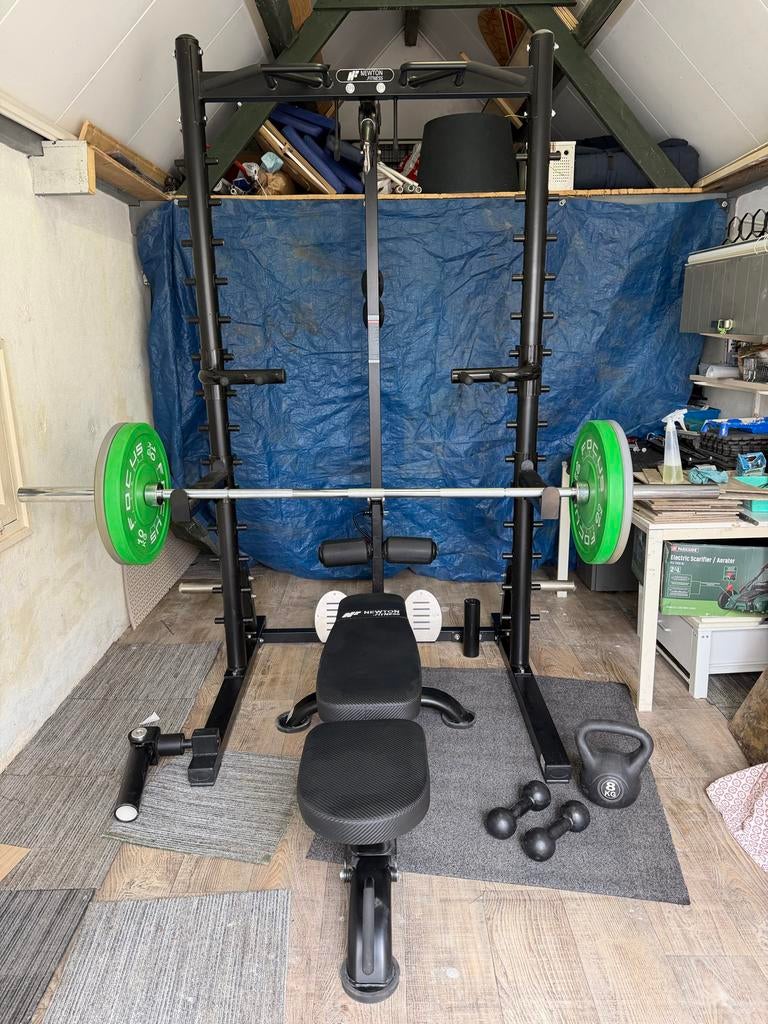 Multistation Halterrek met Kabels,stang, Gewichten en Bankje, Sport en Fitness, Fitnessmaterialen, Ophalen of Verzenden, Gebruikt