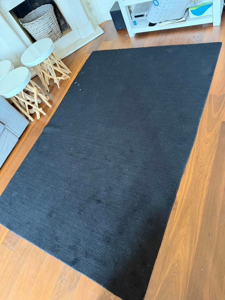 Zwart vloerkleed, Ophalen, Gebruikt, Zwart, 150 tot 200 cm
