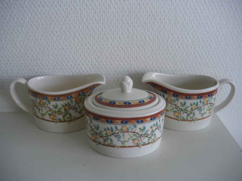 Johnson Brothers Lemon Tree servies, Huis en Inrichting, Ophalen of Verzenden, Zo goed als nieuw, Aardewerk, Bord(en)