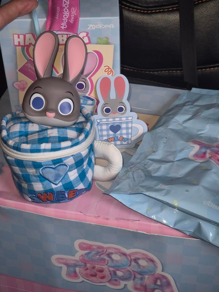 Disney Zootropolis Zootopia Judy Hopps handbag tas hanger, Verzamelen, Disney, Ophalen of Verzenden, Overige figuren, Zo goed als nieuw