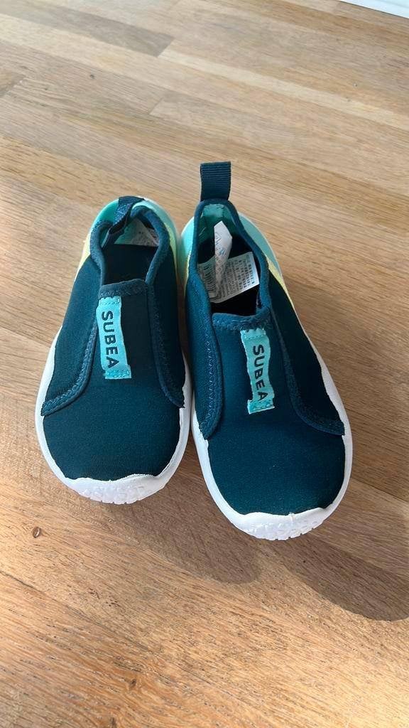 Waterschoenen Subea maat 30-31 laguneblauw - zgan, Ophalen of Verzenden, Zo goed als nieuw, Jongen of Meisje, Overige typen