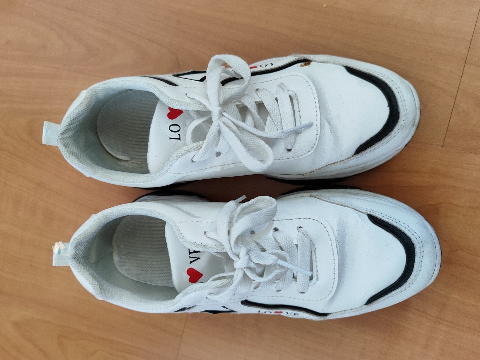 Witte schoenen, Kleding | Dames, Wit, Ophalen of Verzenden, Gedragen, Merkloos