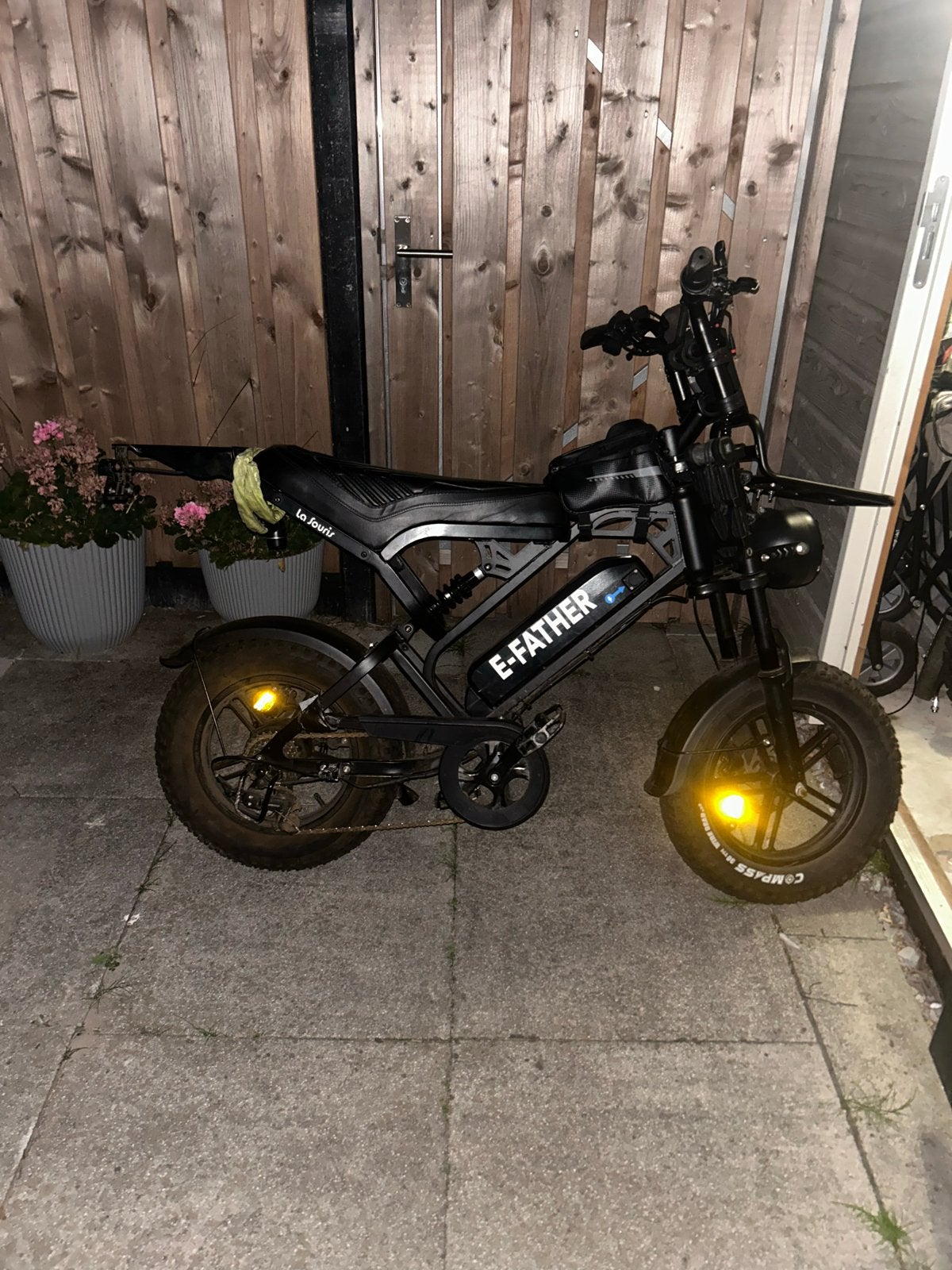Mooie V20 Pro Mini Fatbike met lichte schade en extra's, 59 cm of meer, Ophalen, Gebruikt, Overige merken