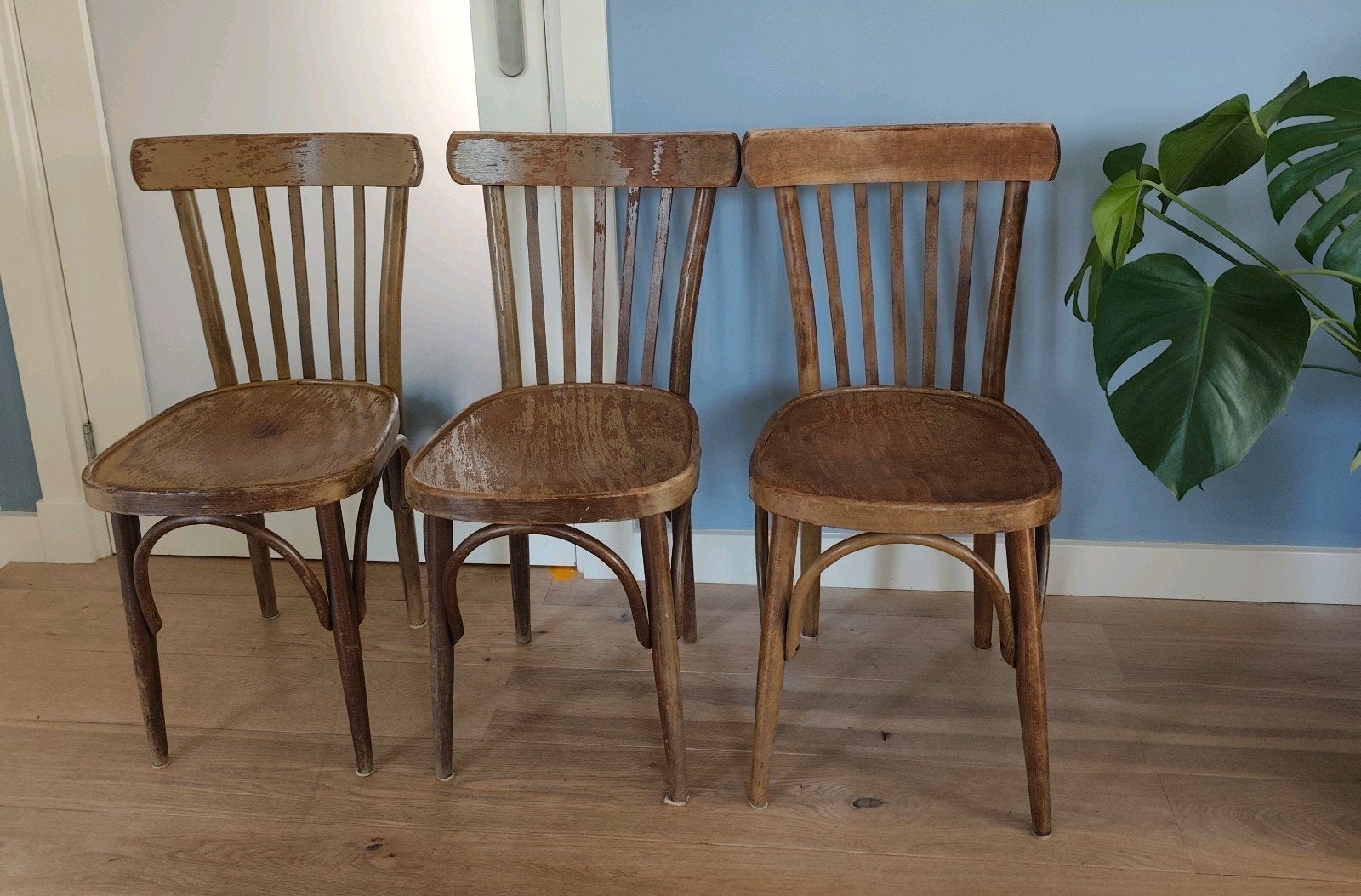 Set van 3 Thonet stijl stoeltjes - Vintage houten stoelen, Ophalen