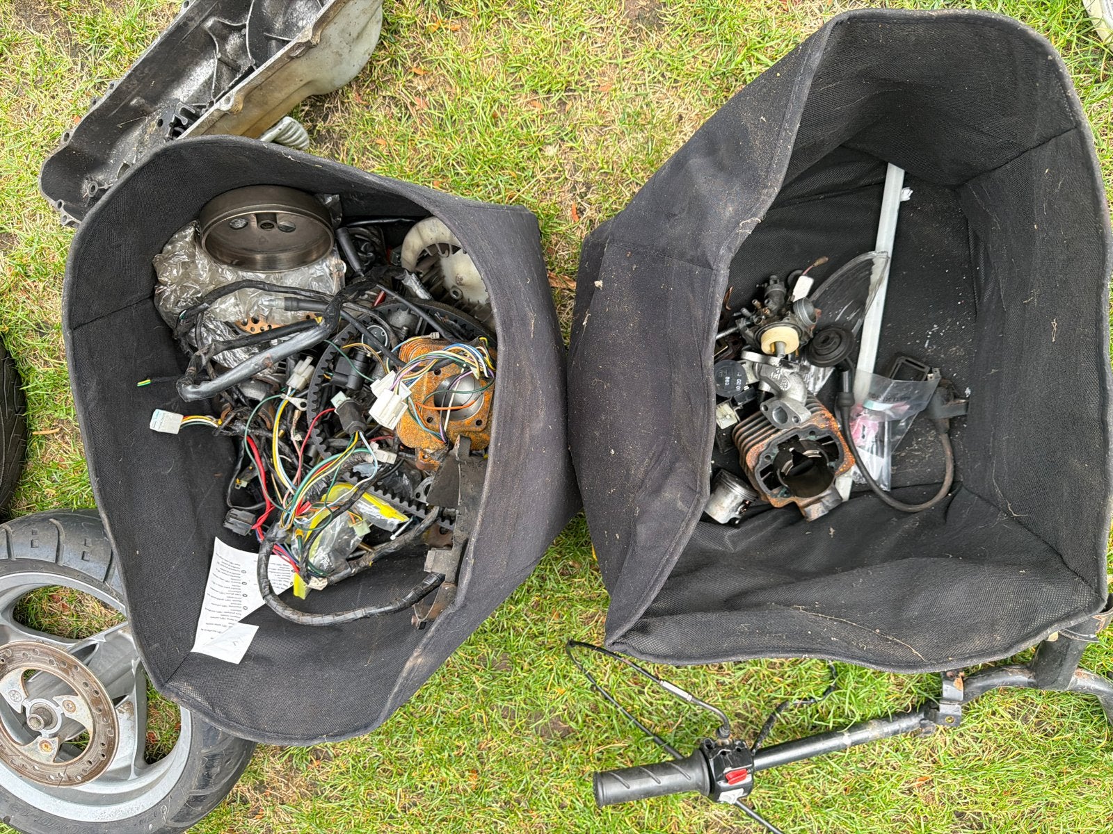 Onderdelen peugot scooter/motorfiets - diverse onderdelen, Ophalen, Gebruikt