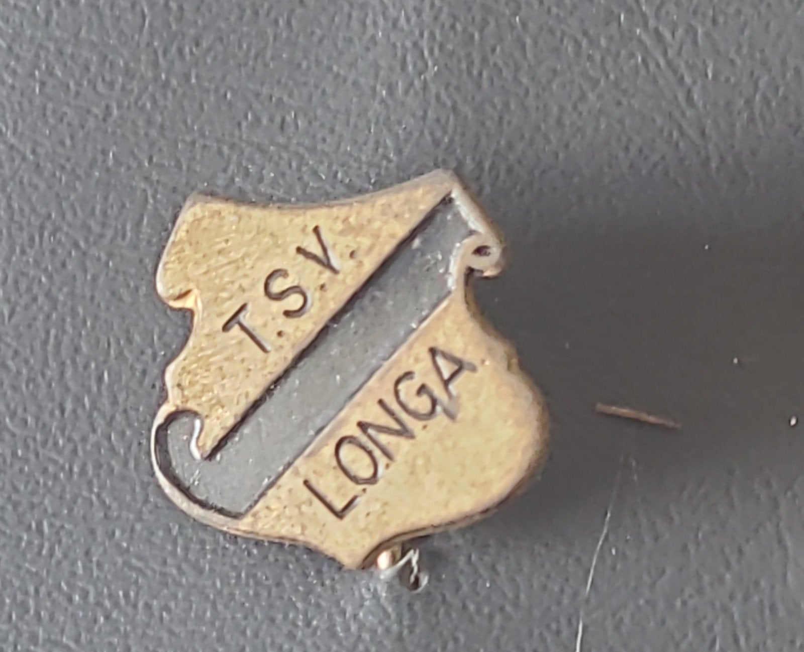 Vintage TSV Longa Speldje, Verzenden, Gebruikt, Sport, Speldje of Pin