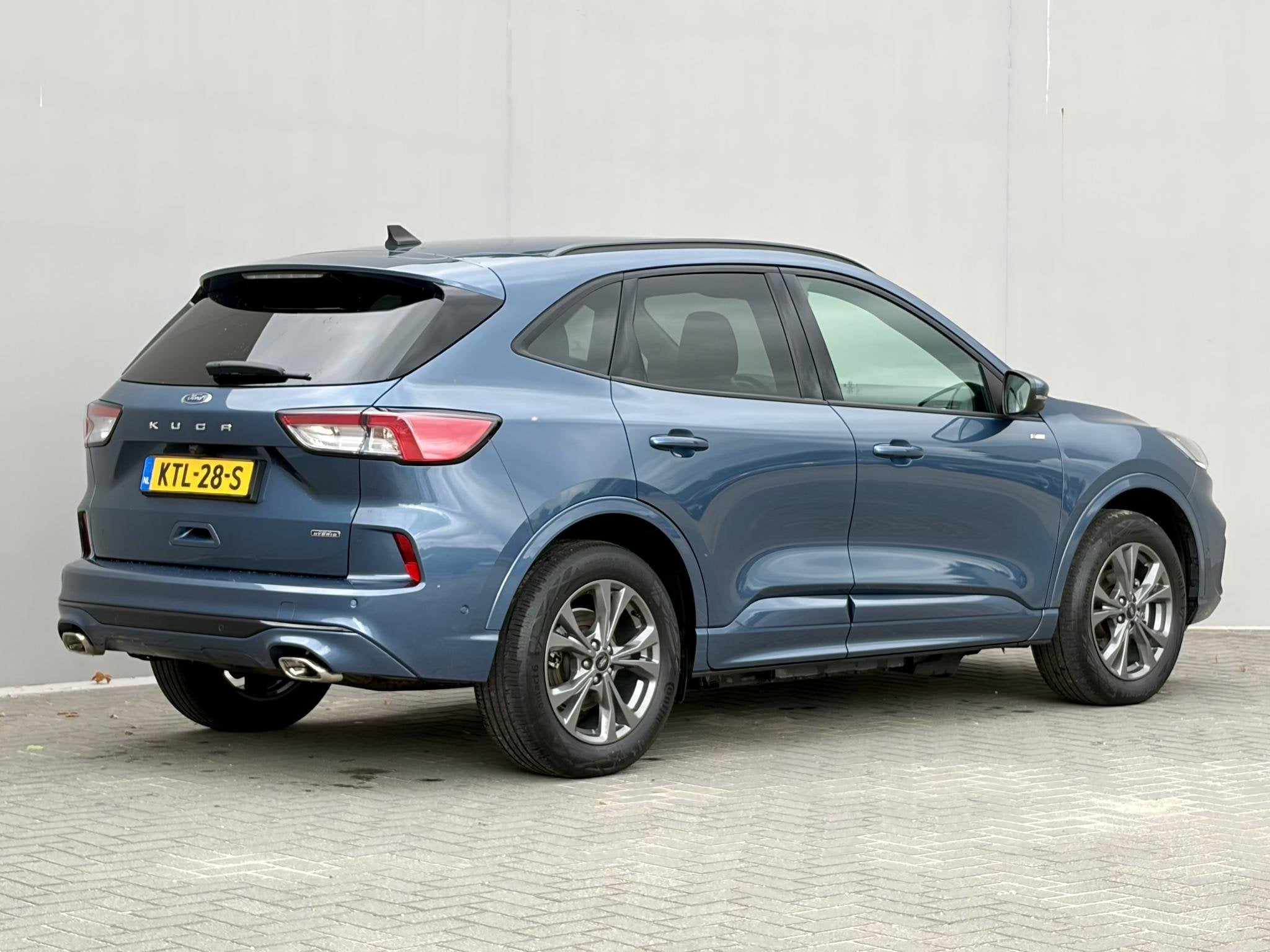 Ford Kuga 2.5 PHEV ST-Line X / Dealer onderhouden / Trekgewi, Auto's, Dealer onderhouden, 14 kWh, Gebruikt, Euro 6