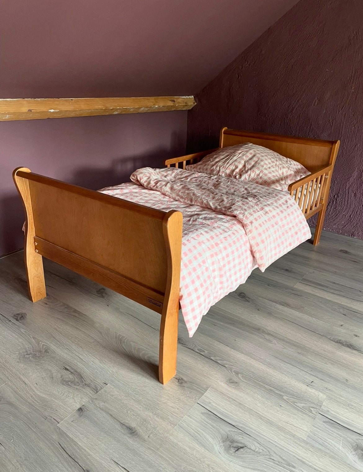 Woodies Peuterbed Noble Vintage 140x70cm, Kinderen en Baby's, Ophalen, Zo goed als nieuw, 140 tot 160 cm, 70 tot 85 cm