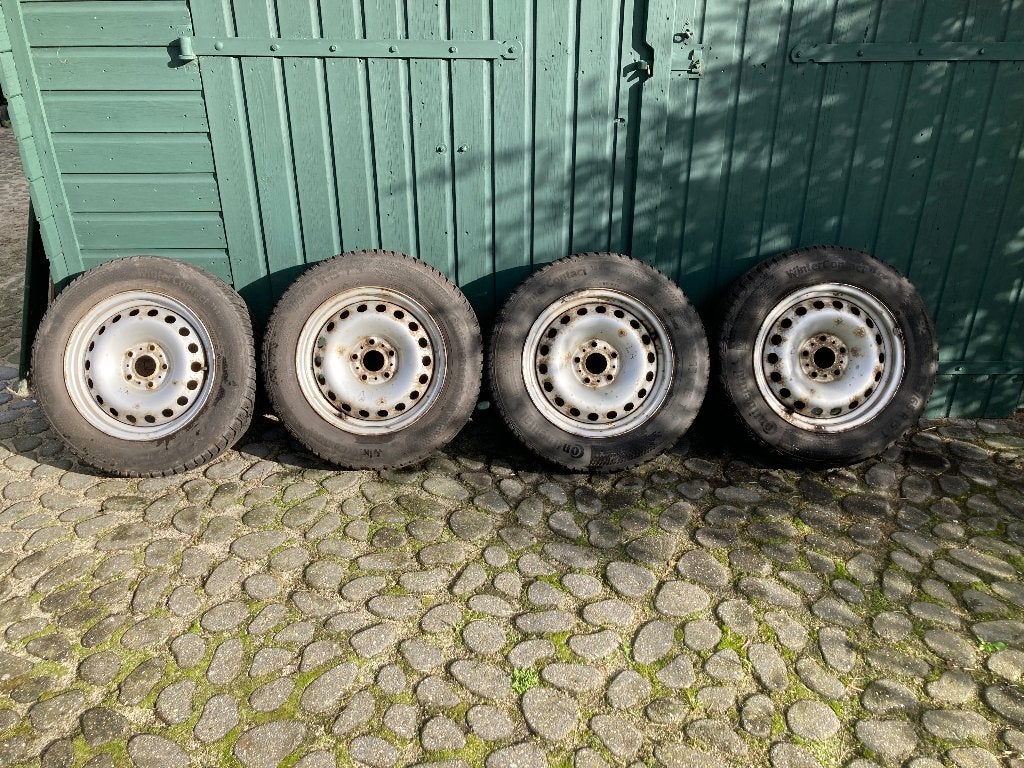Continental Wintercontact 195/65/R15 op velg, Ophalen, Gebruikt, 15 inch, Banden en Velgen