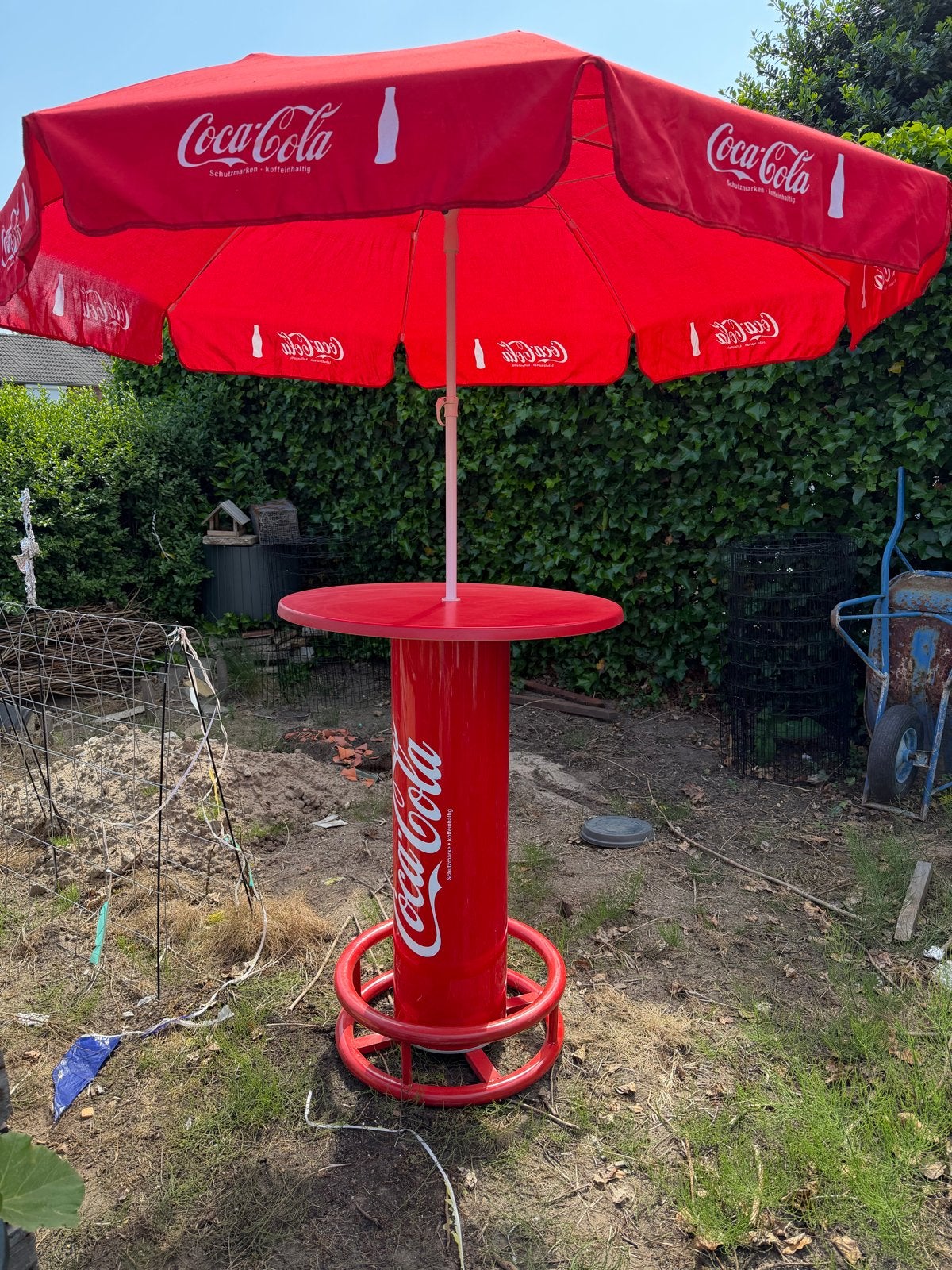 Coca-Cola statafel met parasol, Ophalen, Gebruikt, Rond, Metaal
