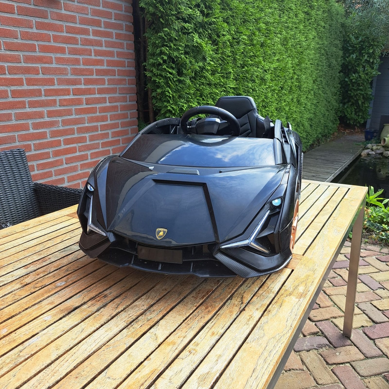 Elektrische kinderauto en afstandsbediening Lamborghini Sian, Kinderen en Baby's, Ophalen, Zo goed als nieuw, Overige typen
