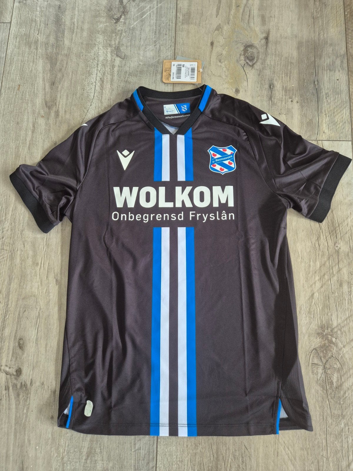 Derde shirt fc Heereveen, Sport en Fitness, Voetbal, Ophalen of Verzenden, Nieuw, Shirt