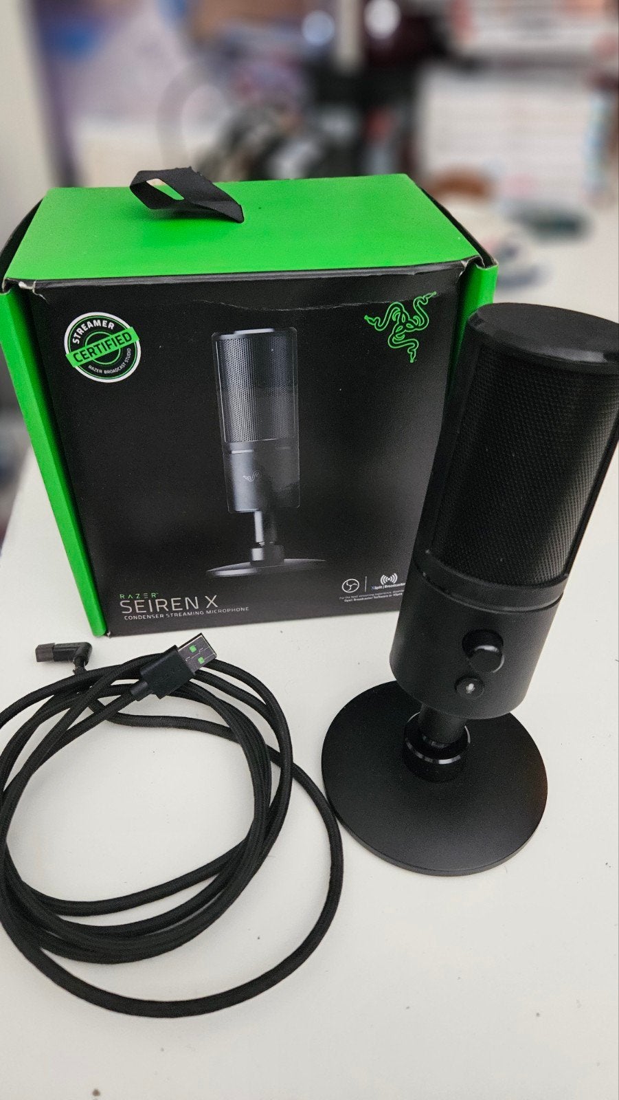 Razer Seiren X USB Microfoon compleet in doos, Muziek en Instrumenten, Microfoons, Ophalen, Zo goed als nieuw, Studiomicrofoon