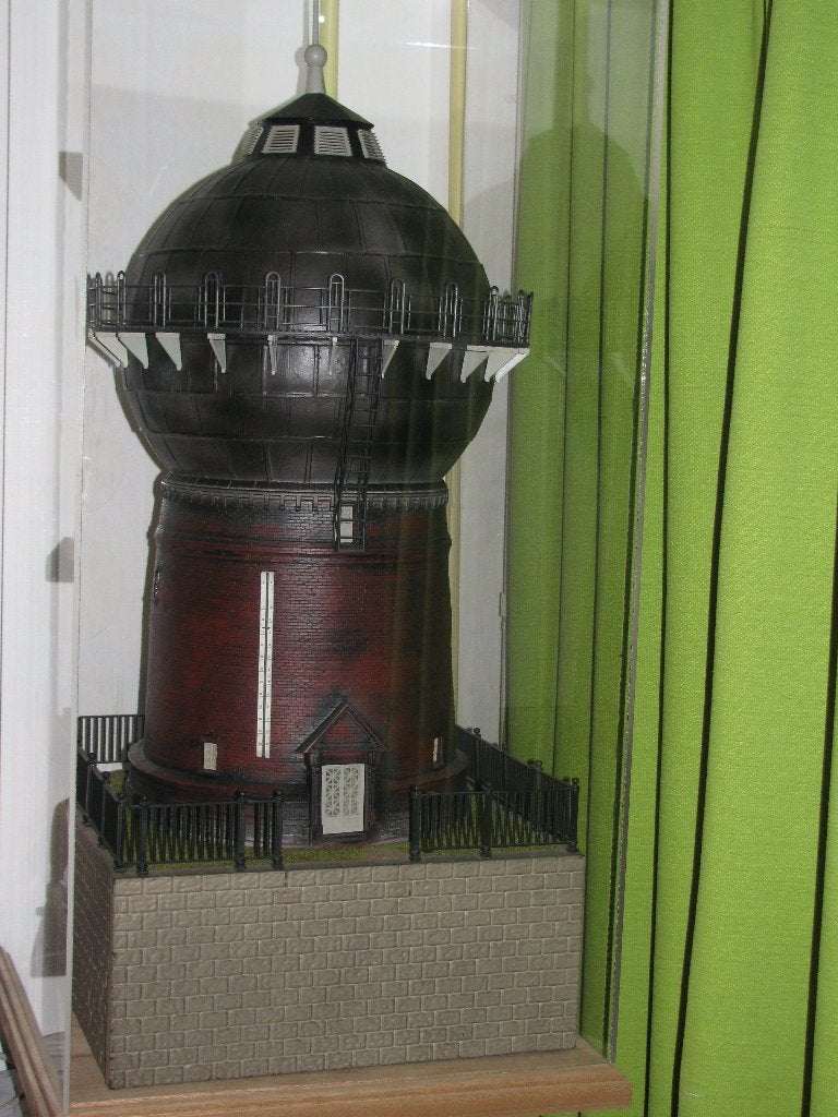Märklin Watertoren no 5619 met Vitrine Spoor 1, Ophalen, Gelijkstroom of Wisselstroom, Brug, Tunnel of Gebouw, Zo goed als nieuw