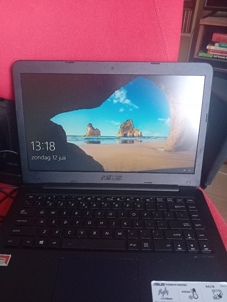 Laptop, Ophalen, Asus, 256 GB of meer, 16 inch of meer