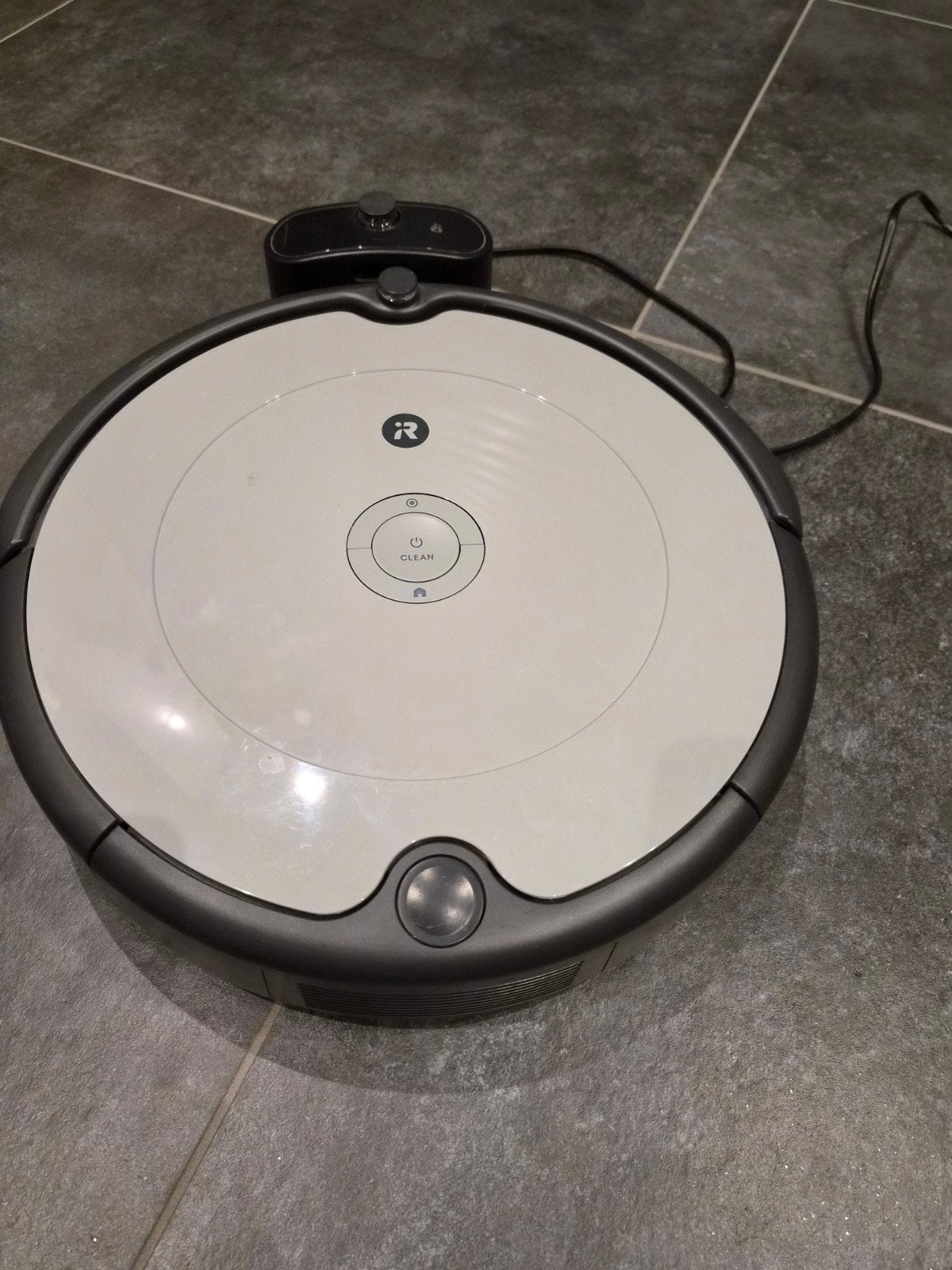 iRobot Roomba 600 Serie Robotstofzuiger, Ophalen, IRobot, Zo goed als nieuw, Robotstofzuiger