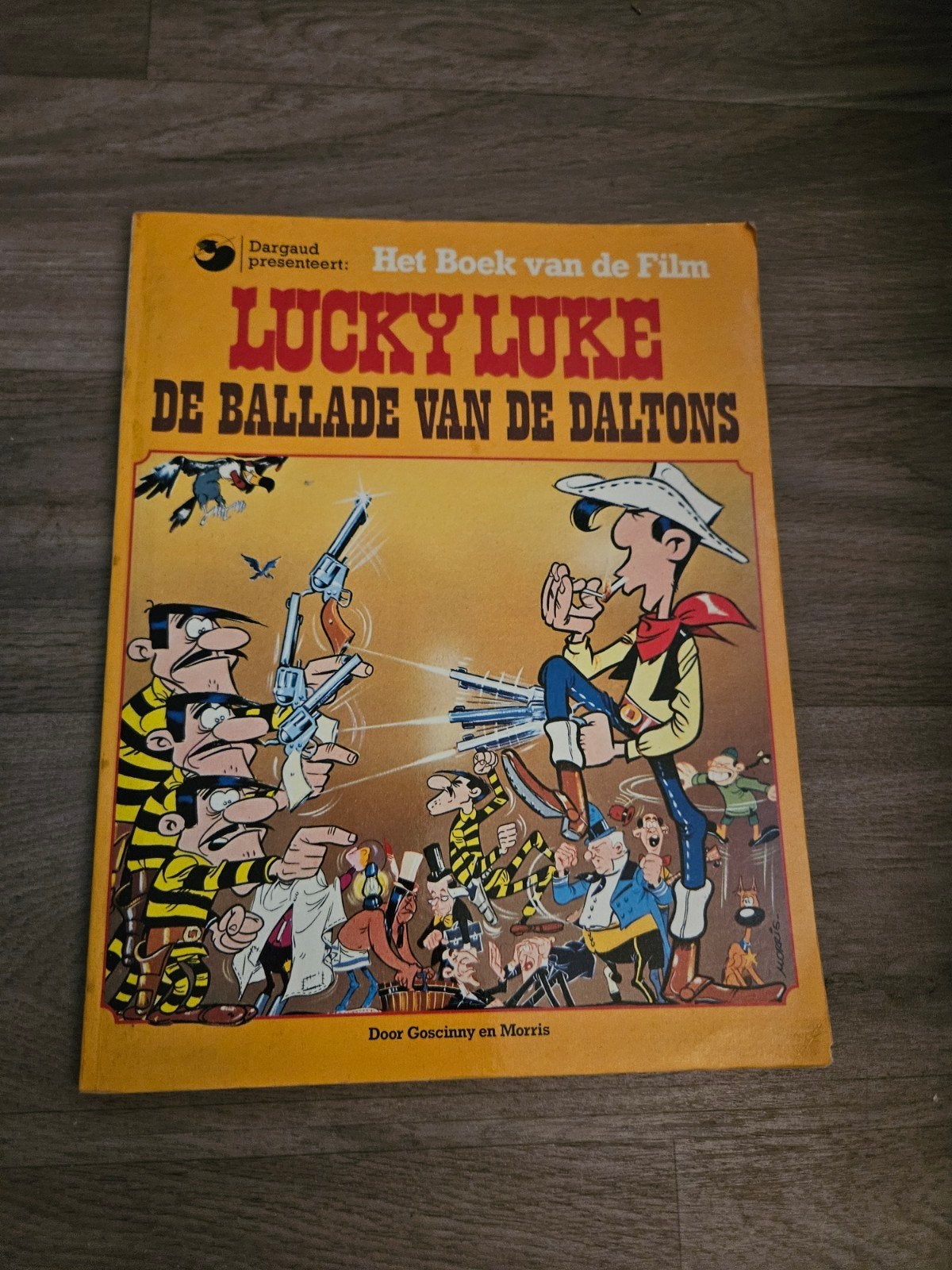 Stripboeken 500 stuks van alles wat € 2,- per stuk !, Meerdere stripboeken, Ophalen, Zo goed als nieuw, Hergé, Don Lawrence, Morris