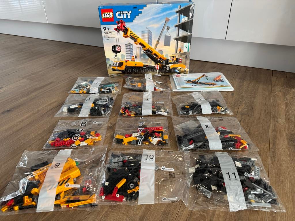 Lego City 60409 Mobiele Bouwkraan - Compleet met doos, Kinderen en Baby's, Speelgoed | Duplo en Lego, Zo goed als nieuw, Lego