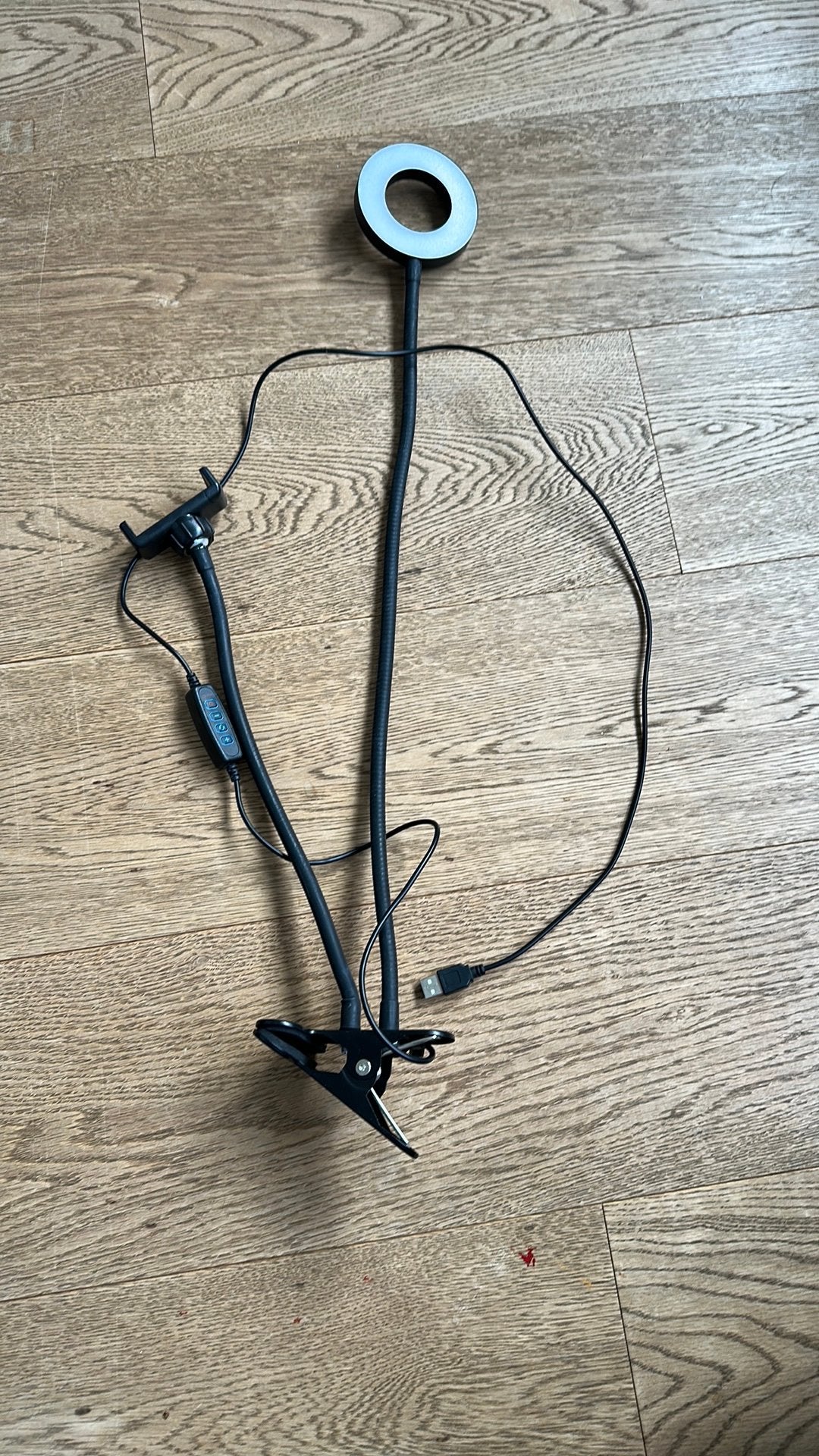 Led poratble clip on ring light, Ophalen of Verzenden, Zo goed als nieuw, Lamp of Flitsset