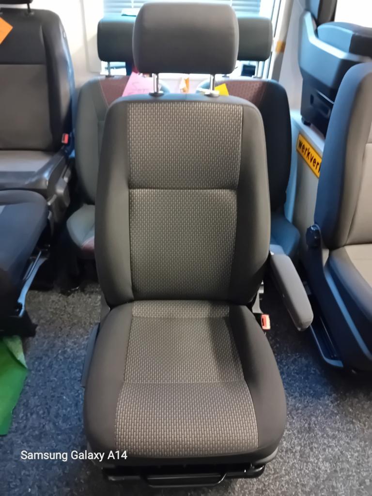 VW  brix Transporter T6 Bijrijdersstoel met Armleuning