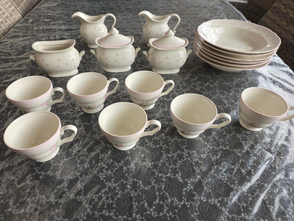 Cambridge servies - Compleet met roze bloemmotief, Ophalen, Gebruikt, Keramiek, Overige stijlen