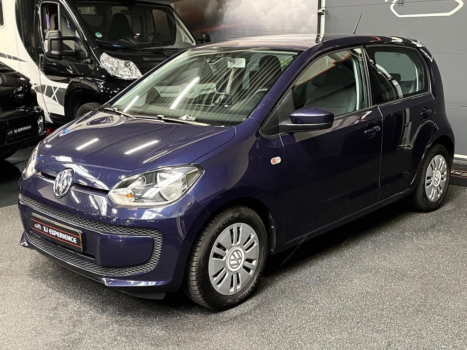 Volkswagen Up! 1.0 move up! BlueMotion AIRCO NAVI, Auto's, Voorwielaandrijving, Stof, Gebruikt, 840 kg