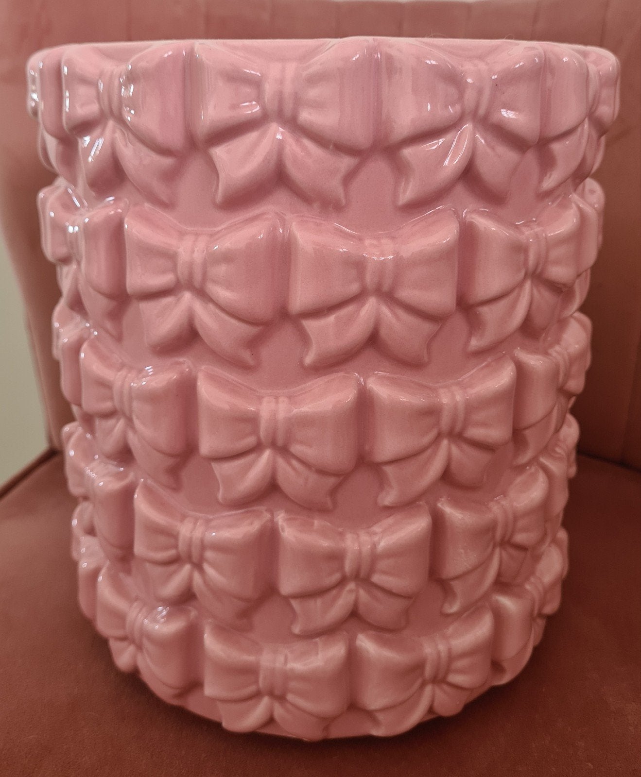 Nieuwe Roze Vaas met Strikjespatroon - Ongebruikt, Huis en Inrichting, Woonaccessoires | Vazen, Met patroon/structuur, Nieuw, Ophalen of Verzenden