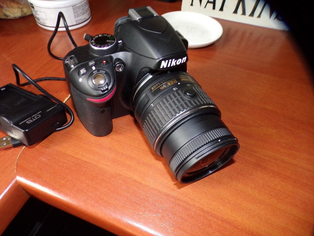 Nikon D3200  met Nikon VR 18-55 mm lens, Spiegelreflex, Geheugenkaart, Ophalen of Verzenden, Zo goed als nieuw