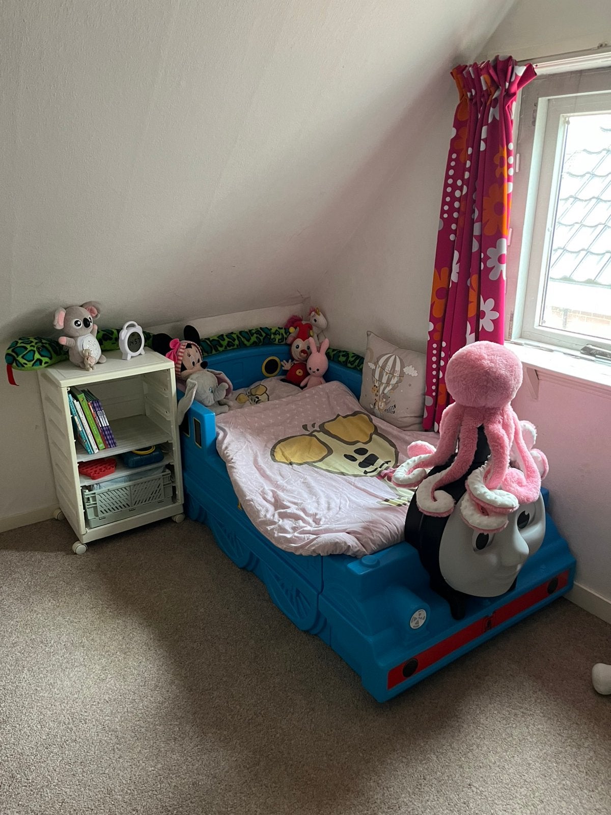 Superleuk lichtgewicht Thomas de Trein peuterbed, Kinderen en Baby's, Kinderkamer | Bedden, Ophalen, Gebruikt, 70 tot 85 cm, Matras