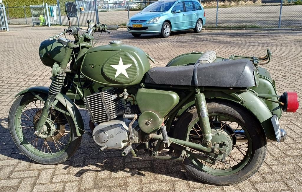 MZ BJ 1979 Motor met zijspan, Motoren