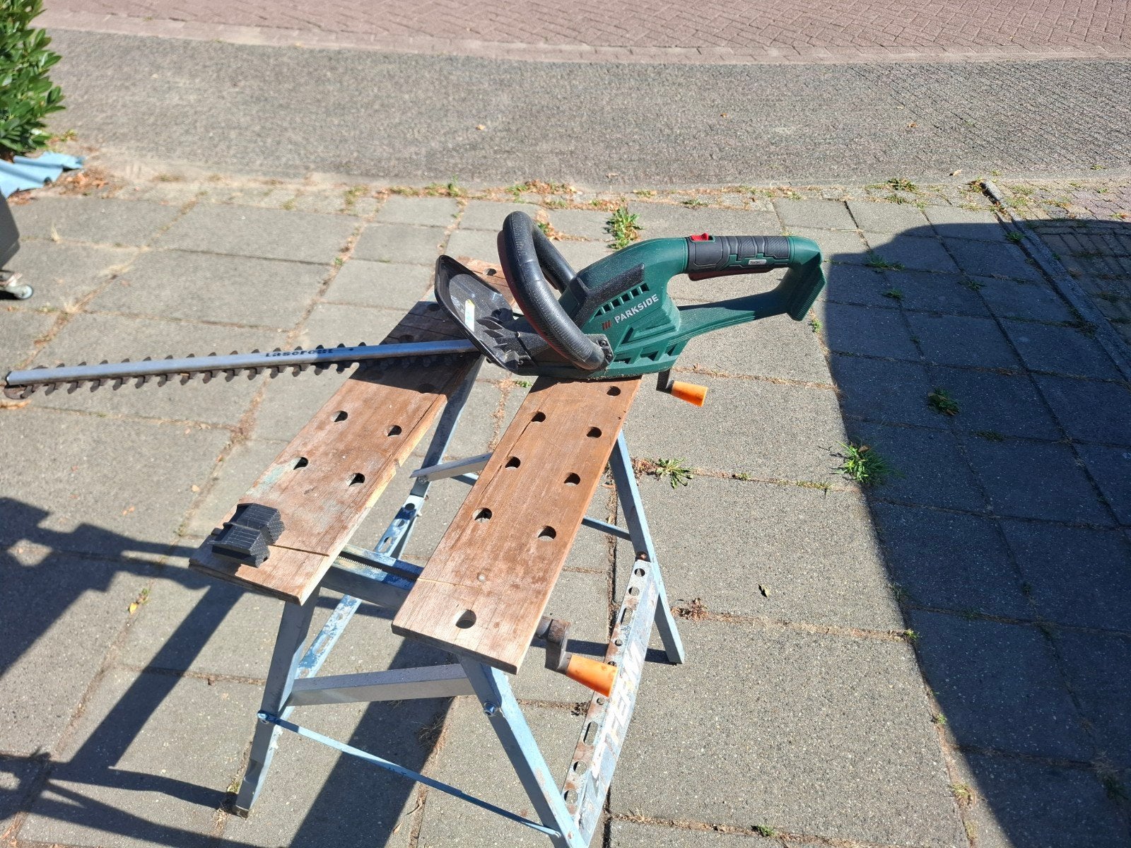 parkside accu heggenschaar, Tuin en Terras, Ophalen of Verzenden, Zo goed als nieuw, Accu, Parkside