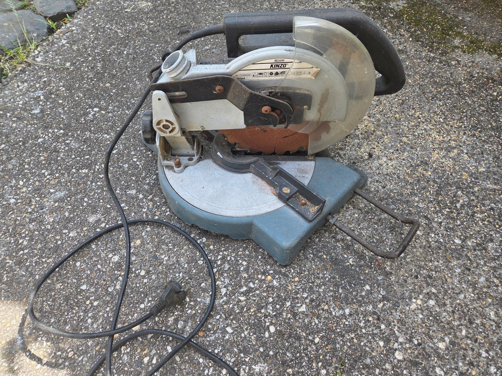 Kinzo zaagmachine, Doe-het-zelf en Verbouw, Gereedschap | Zaagmachines, Ophalen, Zo goed als nieuw, Afkortzaag, 30 tot 70 mm