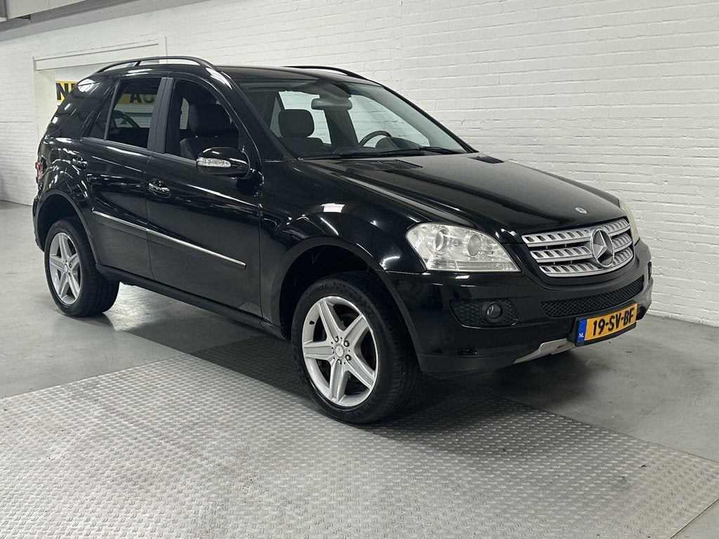Mercedes-Benz M-Klasse 350 LEDER / LPG / CRUISE / NAVI, Auto's, Mercedes-Benz, Automaat, Gebruikt, Stoelverwarming, Zwart