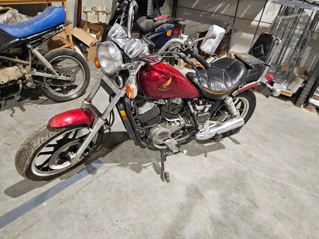 Honda Shadow VT500C - Project/Onderdelen, Particulier, Chopper