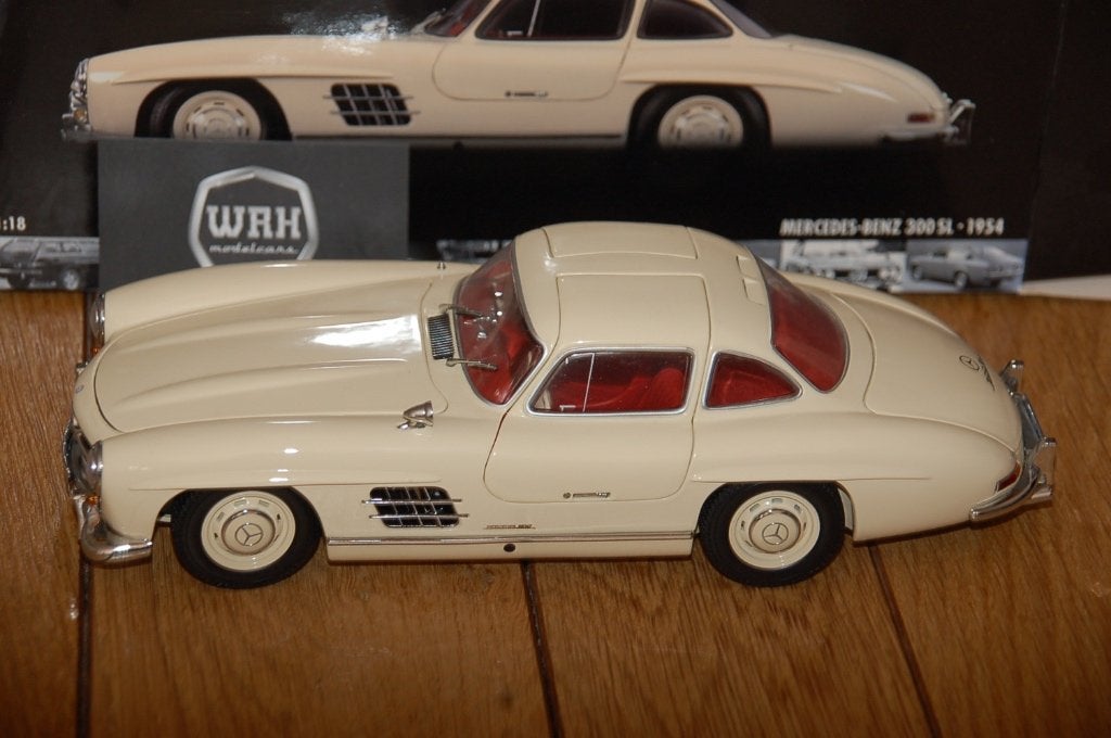 1:18 MERCEDES 300 SL GULLWING beige Minichamps WRH, Verzenden, Zo goed als nieuw, Auto, MiniChamps