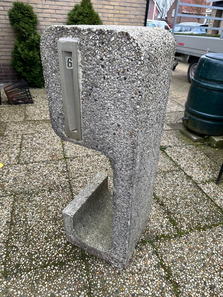 Vintage vrijstaande brievenbus, Ophalen, Gebruikt, Beton, Staande brievenbus