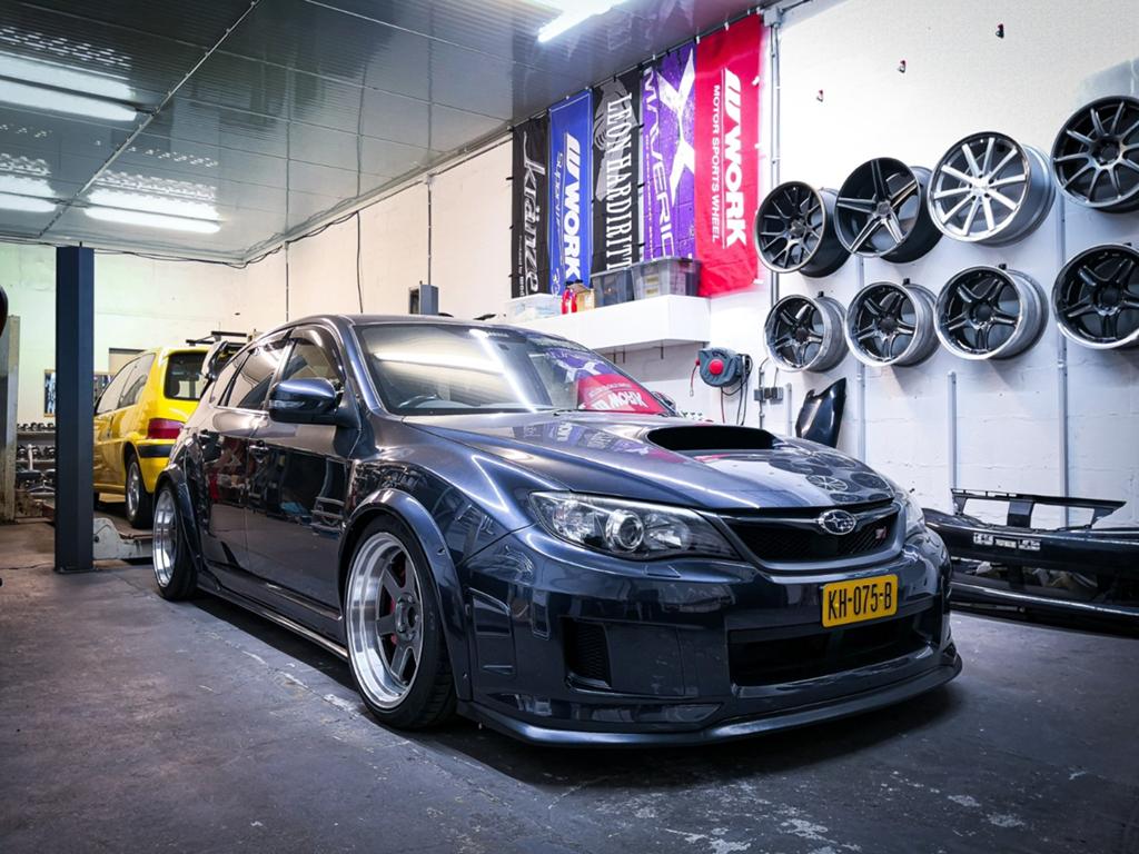 Subaru Impreza 2.5 WRX STI Hatchback AWD 2008 Grijs, Auto's, Subaru, 4 cilinders, 1200 kg, Handgeschakeld, Vierwielaandrijving