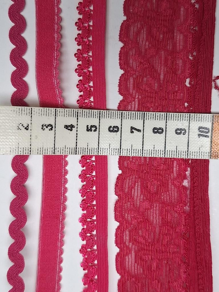 Pakket elastiek en elastisch kant in Pink, Hobby en Vrije tijd, Naaien en Fournituren, Nieuw, Kant, Ophalen of Verzenden