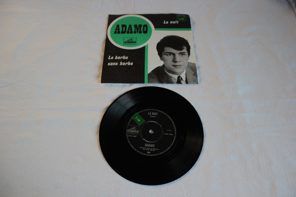 adamo. -  la nuit / le barbu sans barbe, Cd's en Dvd's, Pop, 7 inch, Ophalen of Verzenden, Zo goed als nieuw