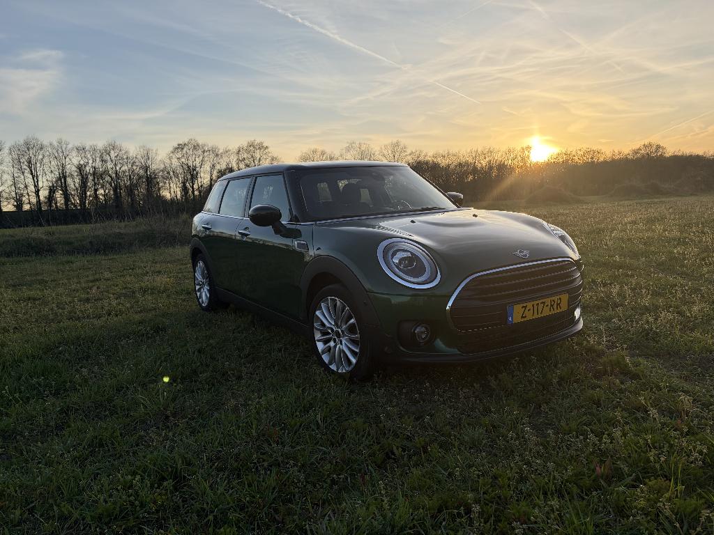 Mini Cooper Clubman 1.5 136pk Aut 2020, Auto's, Mini, Leder en Stof, Stationwagon, Grijs, Particulier