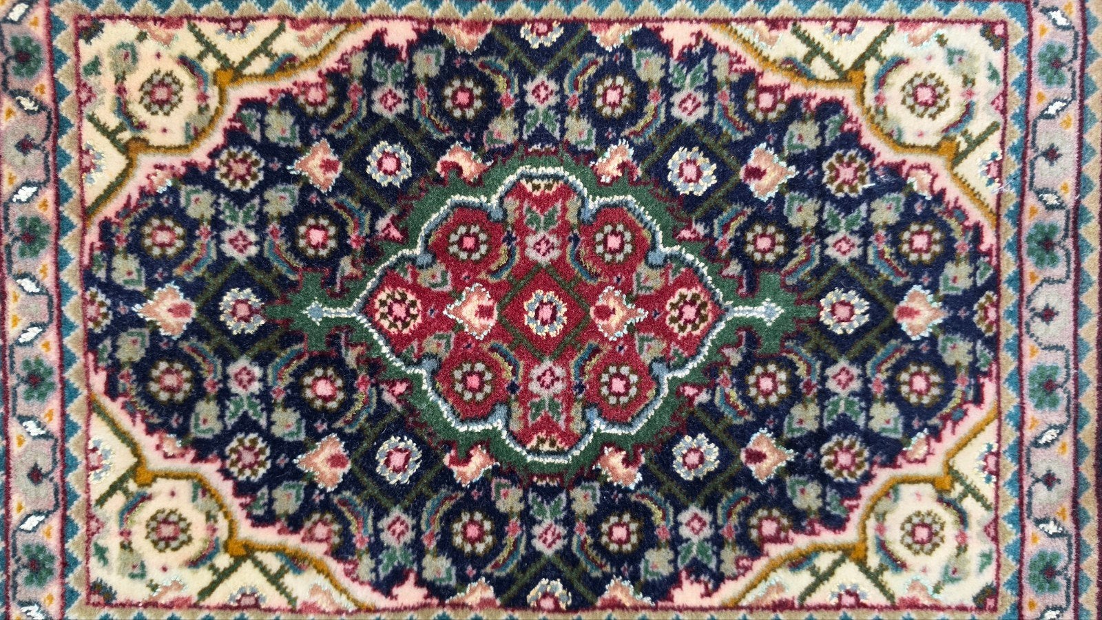 Handgeknoopt Perzisch wol Mini Tabriz tapijt Silk 30x45cm, Minder dan 50 cm, Ophalen of Verzenden, Www.hypepopup.nl, Groen